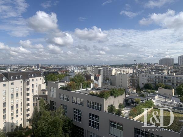STUDIO AVEC TERRASSE ET VUE PANORAMIQUE