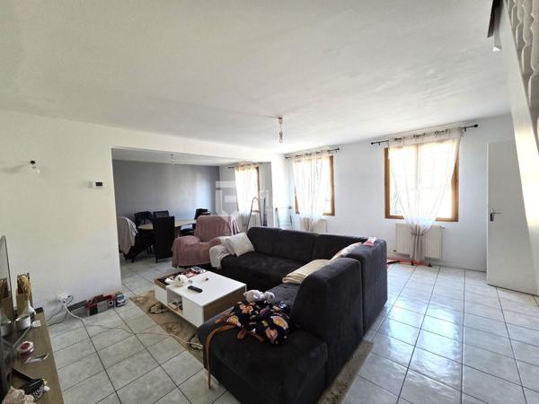 Maison d'habitation avec grande dépendance proche du centre ville!