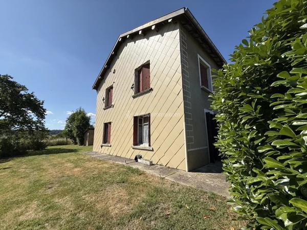 Vente                                                      Maison de village
                        
                     5 pièces                      130 m2                     à Chaumont-la-Ville
