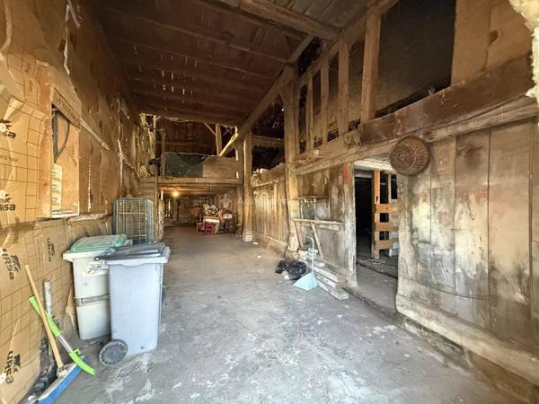 Vente                                                      Maison de village
                        
                     5 pièces                      130 m2                     à Chaumont-la-Ville