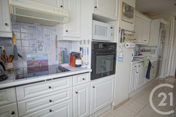 Appartement F4 à vendre  4 pièces - 82,79 m2 CHOISY LE ROI - 94