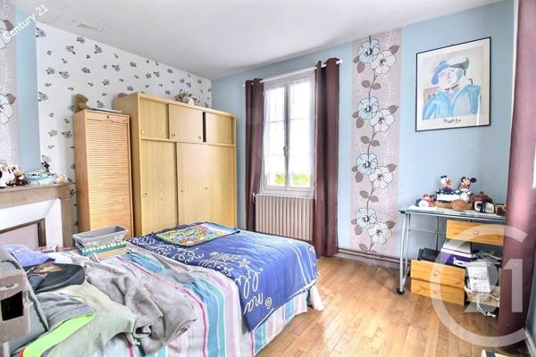 Maison à vendre  7 pièces - 155 m 2   CHATEAU THIERRY  - 02