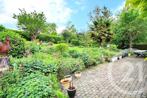 Maison à vendre  7 pièces - 155 m 2   CHATEAU THIERRY  - 02