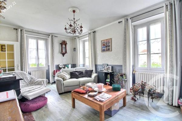Maison à vendre  7 pièces - 155 m 2   CHATEAU THIERRY  - 02