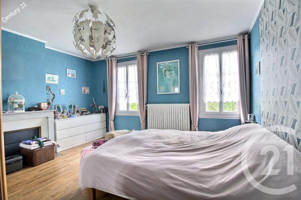 Maison à vendre  7 pièces - 155 m 2   CHATEAU THIERRY  - 02