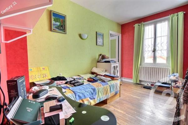 Maison à vendre  7 pièces - 155 m 2   CHATEAU THIERRY  - 02