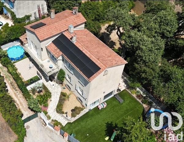 Maison à vendre 8 pièces 250 m² Le Pradet