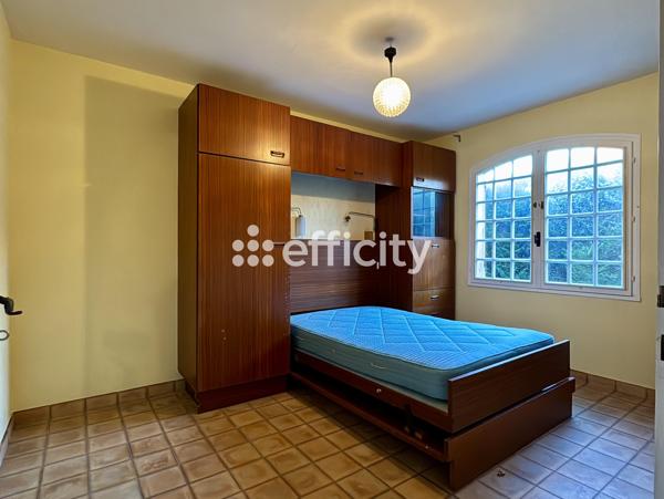 Maison 5 pièces - 184 m² Exclusivité efficity