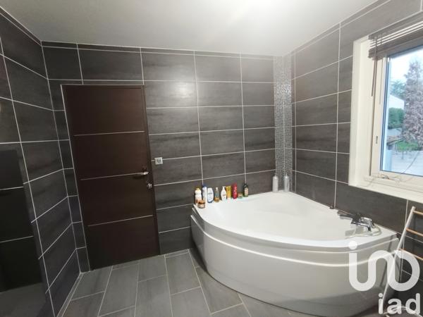 Maison à vendre 6 pièces 171 m² Bas-en-Basset