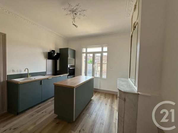 Maison à vendre  5 pièces - 109 m 2   AMIENS  - 80