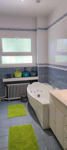 MAISON à SAINT GEORGES DE DIDONNE