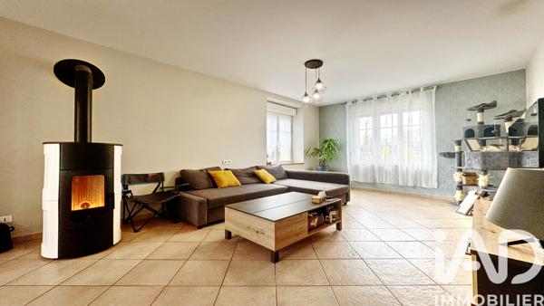 Maison à vendre 5 pièces 122 m² Vienne-le-Château