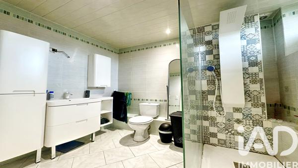 Maison à vendre 5 pièces 122 m² Vienne-le-Château