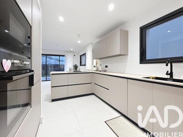 Maison à vendre 6 pièces 121 m² Orgères