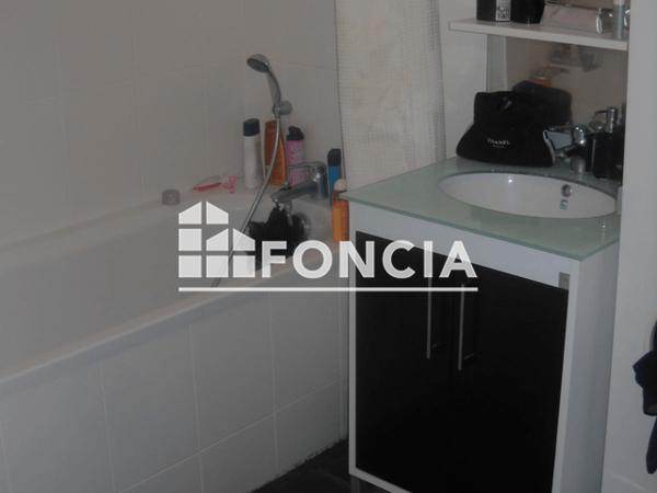 Location Appartement 2 pièces 50.29 m² - 55 RUE D'IENA Lille 59000
