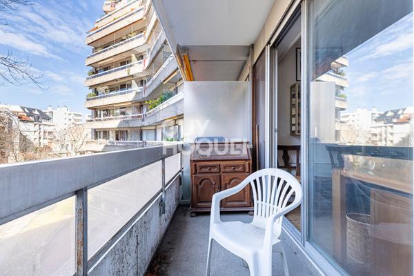 Appartement 1 pièce(s) 36 m2 Rés. Sénior/7500 m2 Paris 15