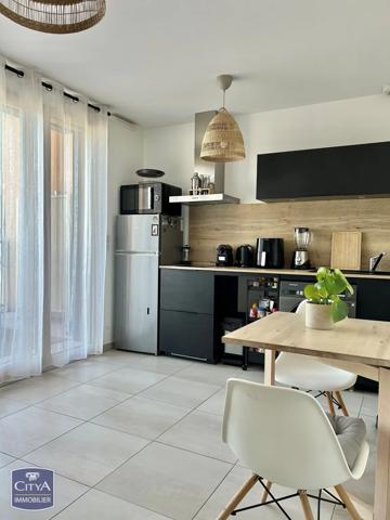 Appartement à vendre 1 pièce 27m² Bron (69500)