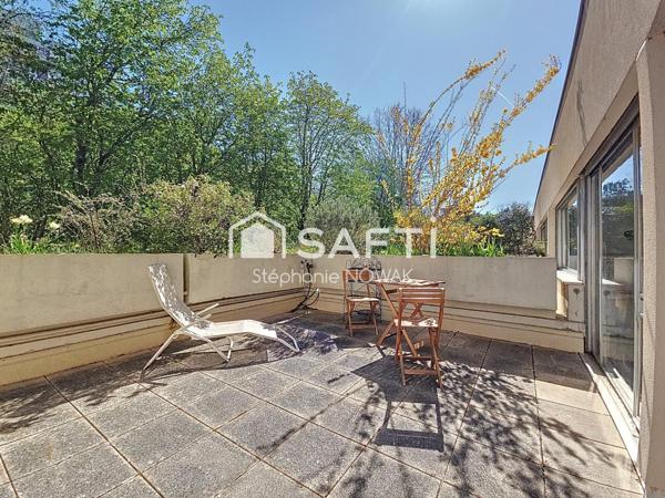 APPARTEMENT / MAISON AVEC BOX AU CALME