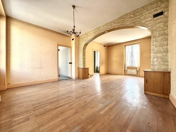 Appartement T5 de 106 m2 avec 167 m2 de terrain