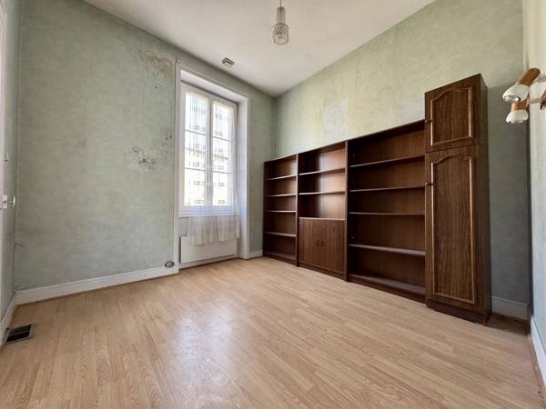 Appartement T5 de 106 m2 avec 167 m2 de terrain
