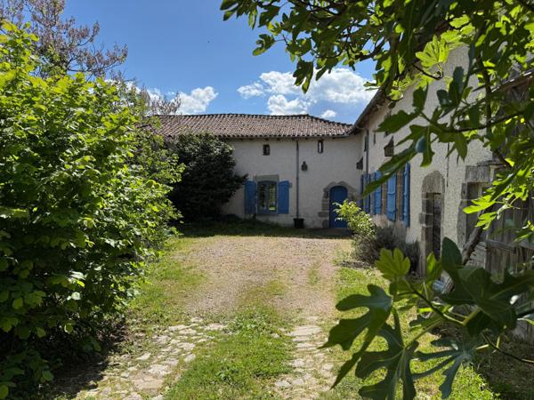 Nos belles campagnes Limousines : Maison ancienne de 180 m2, et son gîte de 75 m2