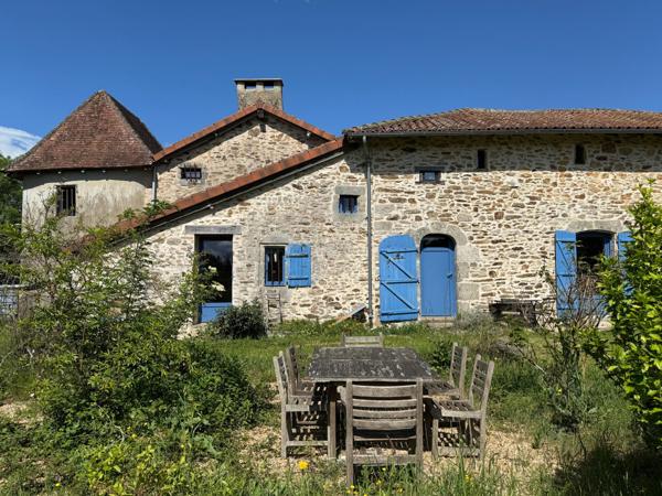 Nos belles campagnes Limousines : Maison ancienne de 180 m2, et son gîte de 75 m2