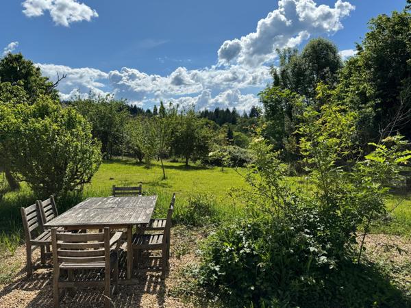 Nos belles campagnes Limousines : Maison ancienne de 180 m2, et son gîte de 75 m2