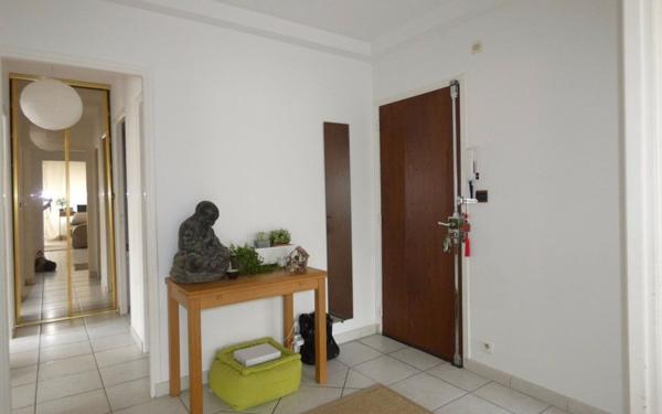 Appartement à louer    4 pièces •  Saint-Raphaël