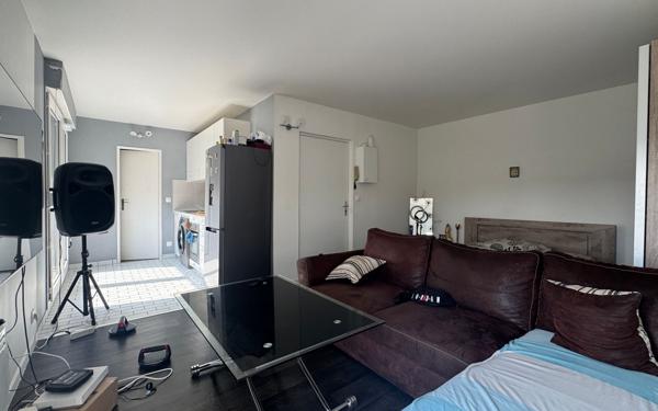 Appartement à vendre    1 pièce •  Pontault-Combault