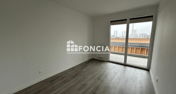 Location Appartement 3 pièces 61.99 m² - Bordeaux 33100