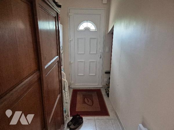 Une maison de 100 m², proche de la mer, dotée d’un terrain de 708 m², 4 chambres.