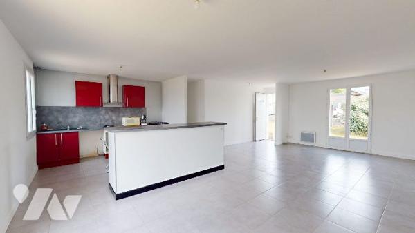 MAISON DE PLAIN PIED - ST JEAN DE LA RIVIERE