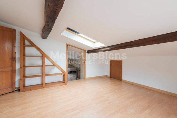 Grande maison en pierre avec T2 attenant et dépendances - La Brède