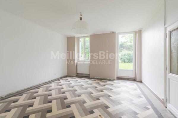 Grande maison en pierre avec T2 attenant et dépendances - La Brède