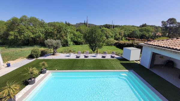 Propriété contemporaine à VENTABREN 360m² Maison, bureaux, appartement, garages