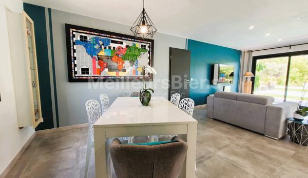 Propriété contemporaine à VENTABREN 360m² Maison, bureaux, appartement, garages