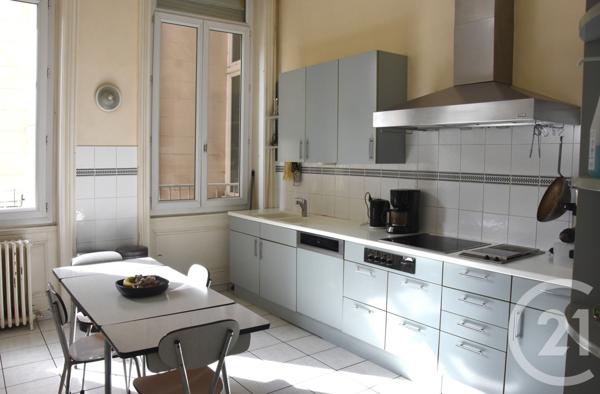 Appartement F7 à vendre  7 pièces - 222 m2 ST ETIENNE - 42
