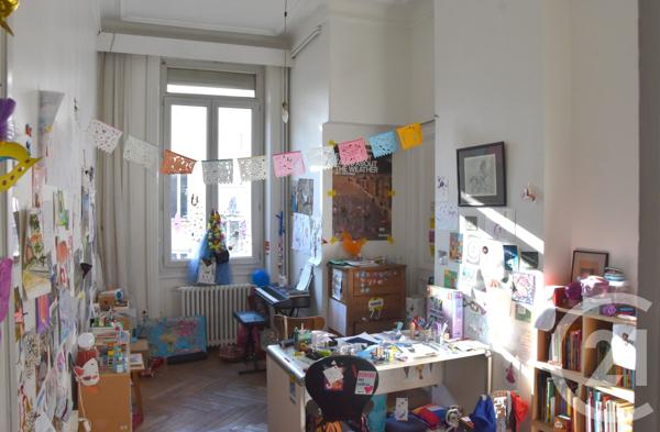 Appartement F7 à vendre  7 pièces - 222 m2 ST ETIENNE - 42