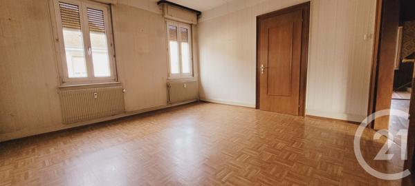 Appartement F5/6 à vendre  5 pièces - 117,56 m 2   SCHILTIGHEIM  - 67