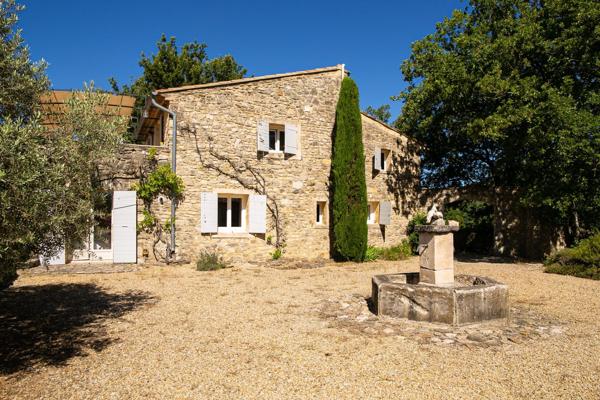 Vente Maison de luxe Céreste 15 Pièces 220 m²