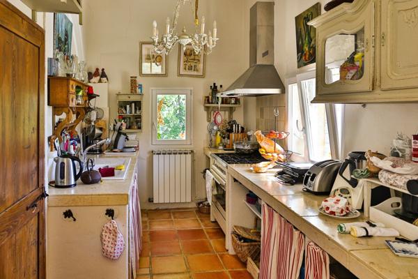 Vente Maison de luxe Céreste 15 Pièces 220 m²