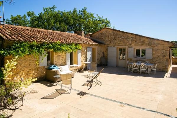 Vente Maison de luxe Céreste 15 Pièces 220 m²