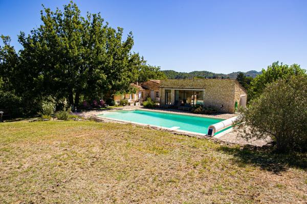 Vente Maison de luxe Céreste 15 Pièces 220 m²