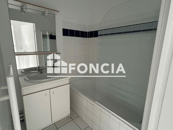 Location Appartement 3 pièces 51.57 m² - 27 ALLEE MARIE DUFAURE Cazaux 33260