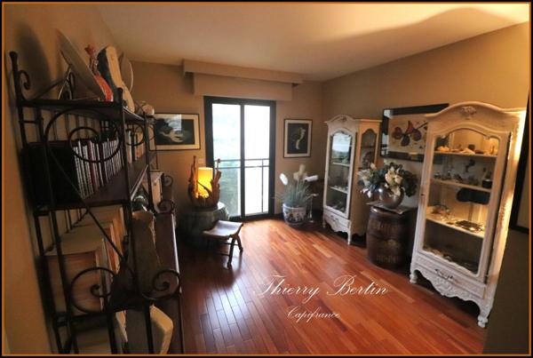 Dpt Alpes Maritimes (06), à vendre LE CANNET appartement T4 de 90,45 m² - Plain pied