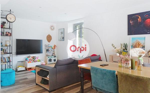 Maison à vendre    3 pièces •  Questembert