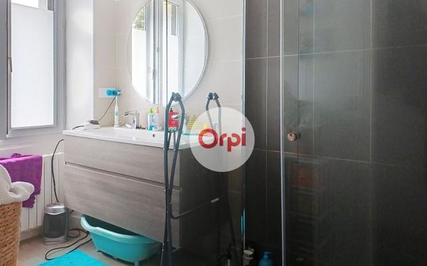 Maison à vendre    3 pièces •  Questembert