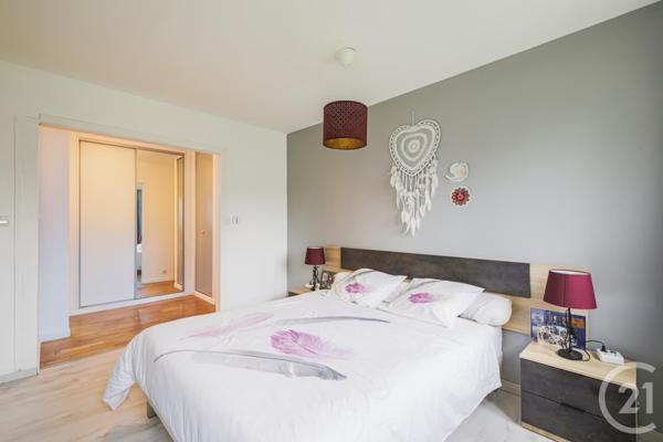 Appartement F4 à vendre  4 pièces - 98,99 m2 ECHIROLLES - 38