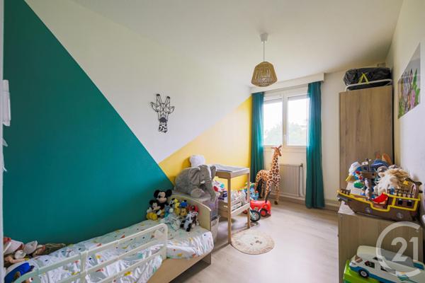 Appartement F4 à vendre  4 pièces - 98,99 m2 ECHIROLLES - 38