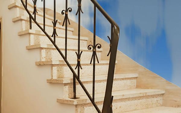 Maison à louer    5 pièces •  Douzillac